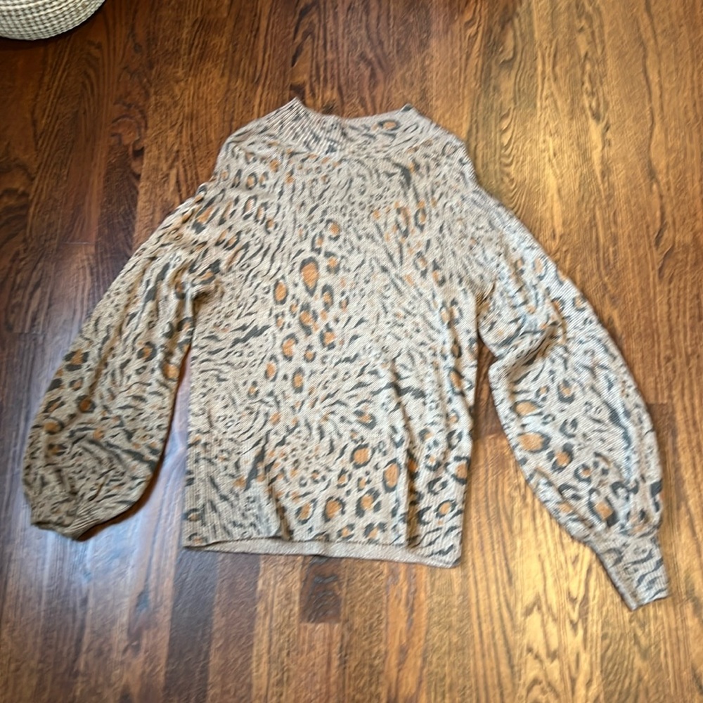 Print WHBM sweater